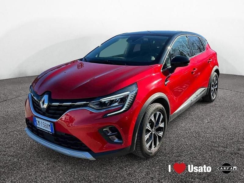 Usata Renault Captur Intens 101 CV (74 kW) 2023 Argento SUV