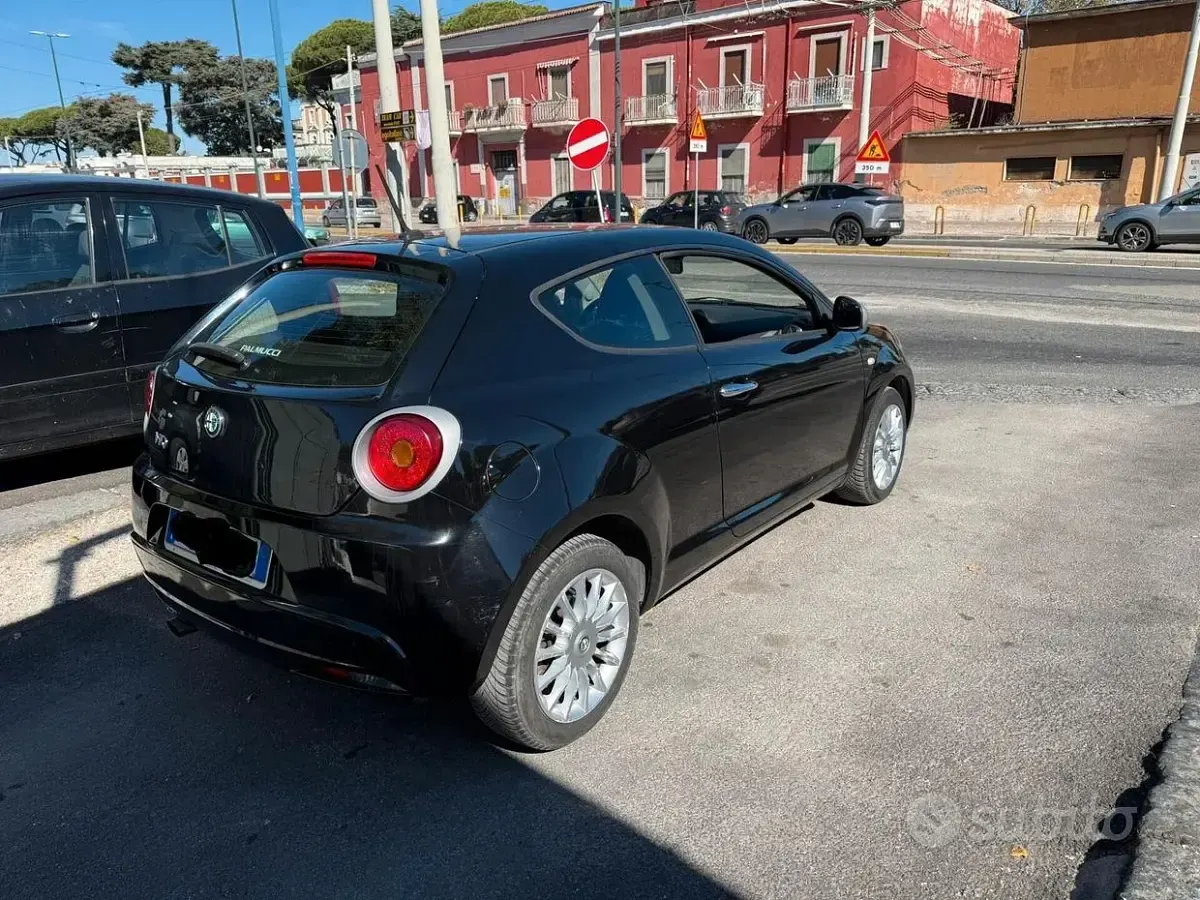 Usata Alfa Romeo MiTo 77 CV (56 kW) 2016 Nero Utilitaria