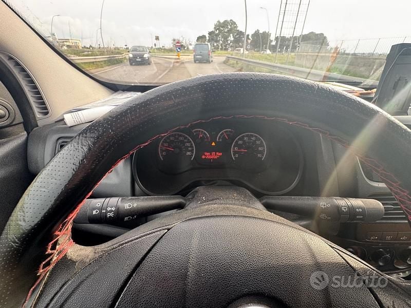 Usata Fiat Doblò 2010 Grigio Monovolume