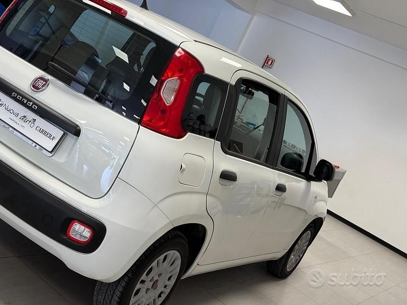 Usata Fiat Panda Lounge 69 CV (50 kW) 2019 Bianco Utilitaria
