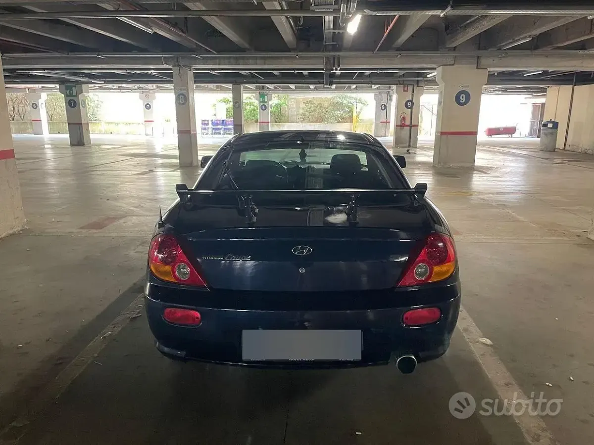 Usata Hyundai Coupé 105 CV (77 kW) 2003 Bluazzurro Coupé