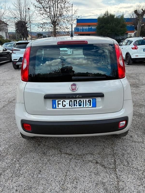 Usata Fiat Panda 69 CV (50 kW) 2019 Utilitaria