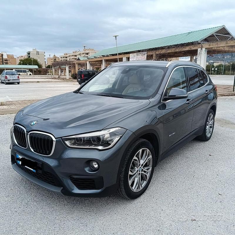 Usata BMW X1 Advantage 150 CV (110 kW) 2016 Grigio SUV