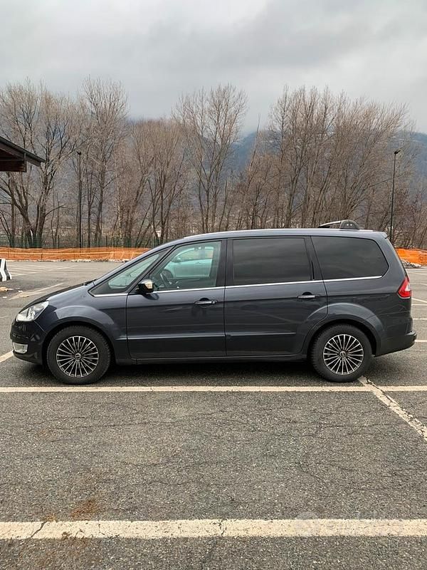 Blu Usata 2009 Ford Galaxy Titanium Monovolume | 4000 € (Super prezzo) - Immagine 1/4