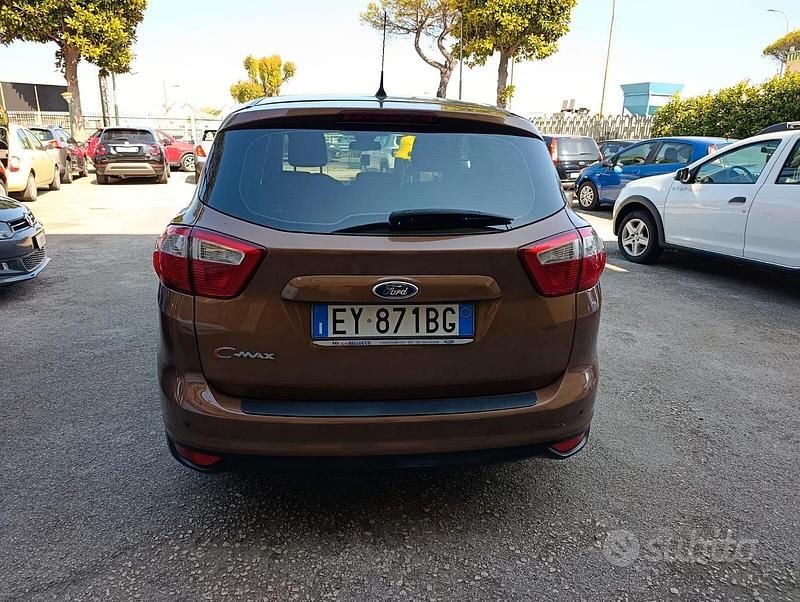 Occasion Ford C-MAX Titanium 115 ch (84 kW) 2014 Marron Monospace