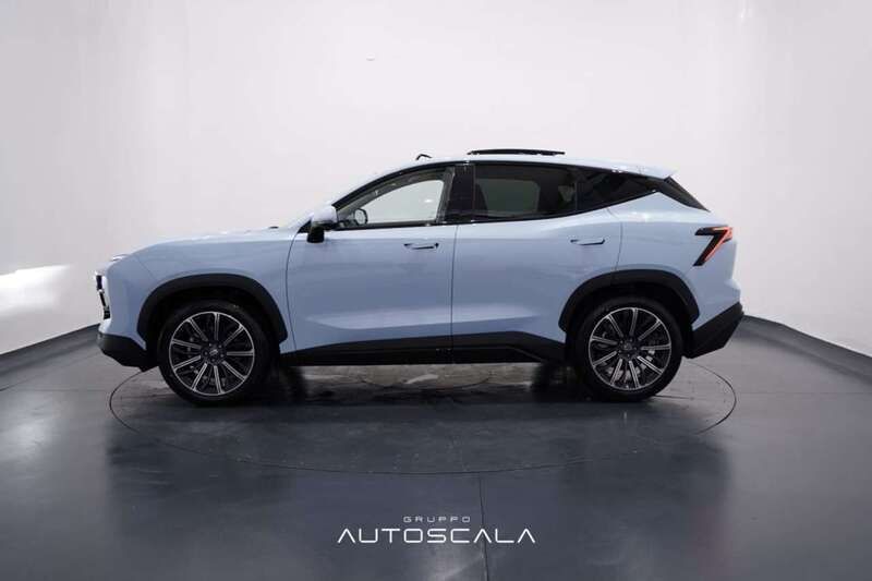 Nuova Sportequipe S6 136 kW (186 CV) 2025 Azzurro SUV