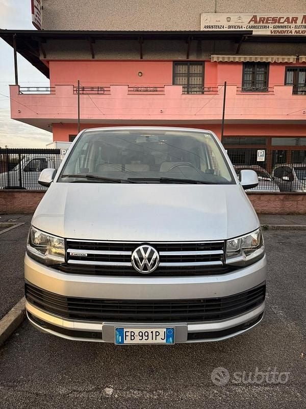 Grigio Usata 2016 VW Caravelle Comfortline Monovolume | 18.400 € (Cara) - Immagine 1/4
