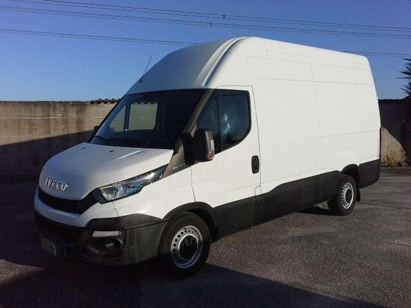 Usata Iveco Daily 150 CV (110 kW) 2014 Bianco