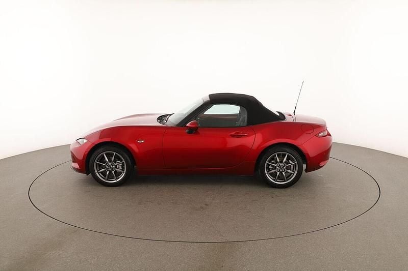 Usata Mazda MX5 Exclusive-Line 132 CV (97 kW) 2023 Rosso Cabrio