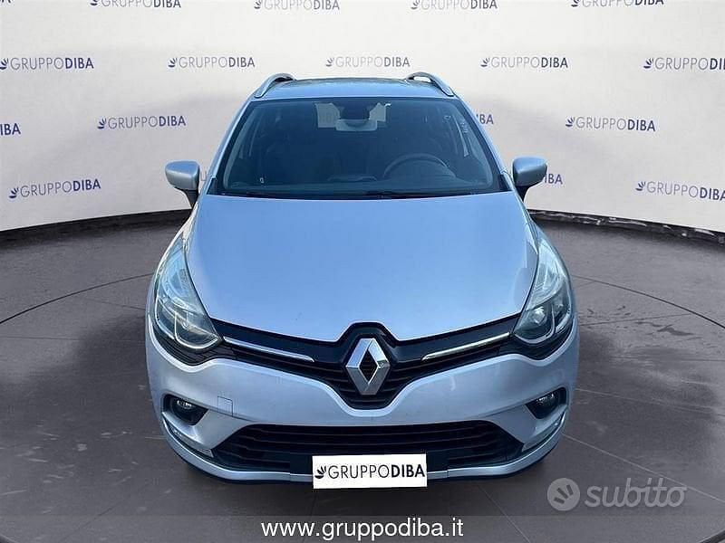Usata Renault Clio GrandTour Zen 90 CV (66 kW) 2017 Grigio Station wagon