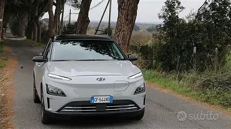 Usata Hyundai Kona 63 kW (87 CV) 2020 Bianco SUV
