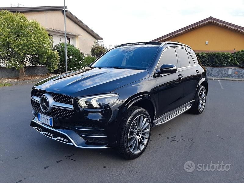 Usata Mercedes GLE300 Premium 244 CV (179 kW) 2020 Nero Station wagon