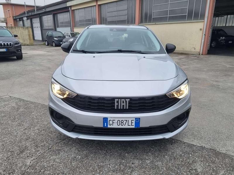 Usata Fiat Tipo Business 131 CV (96 kW) 2021 Argento Station wagon