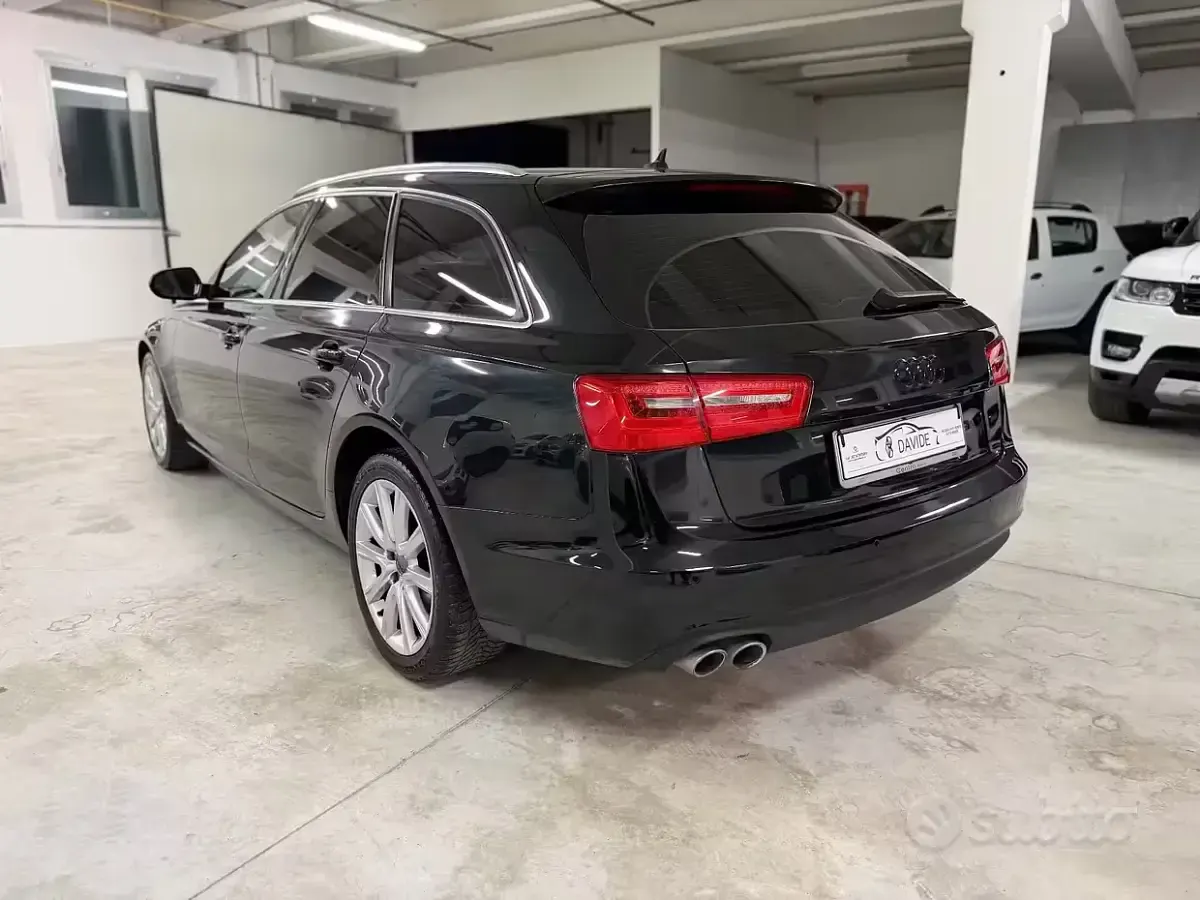Usata Audi A6 177 CV (130 kW) 2011 Nero Station wagon