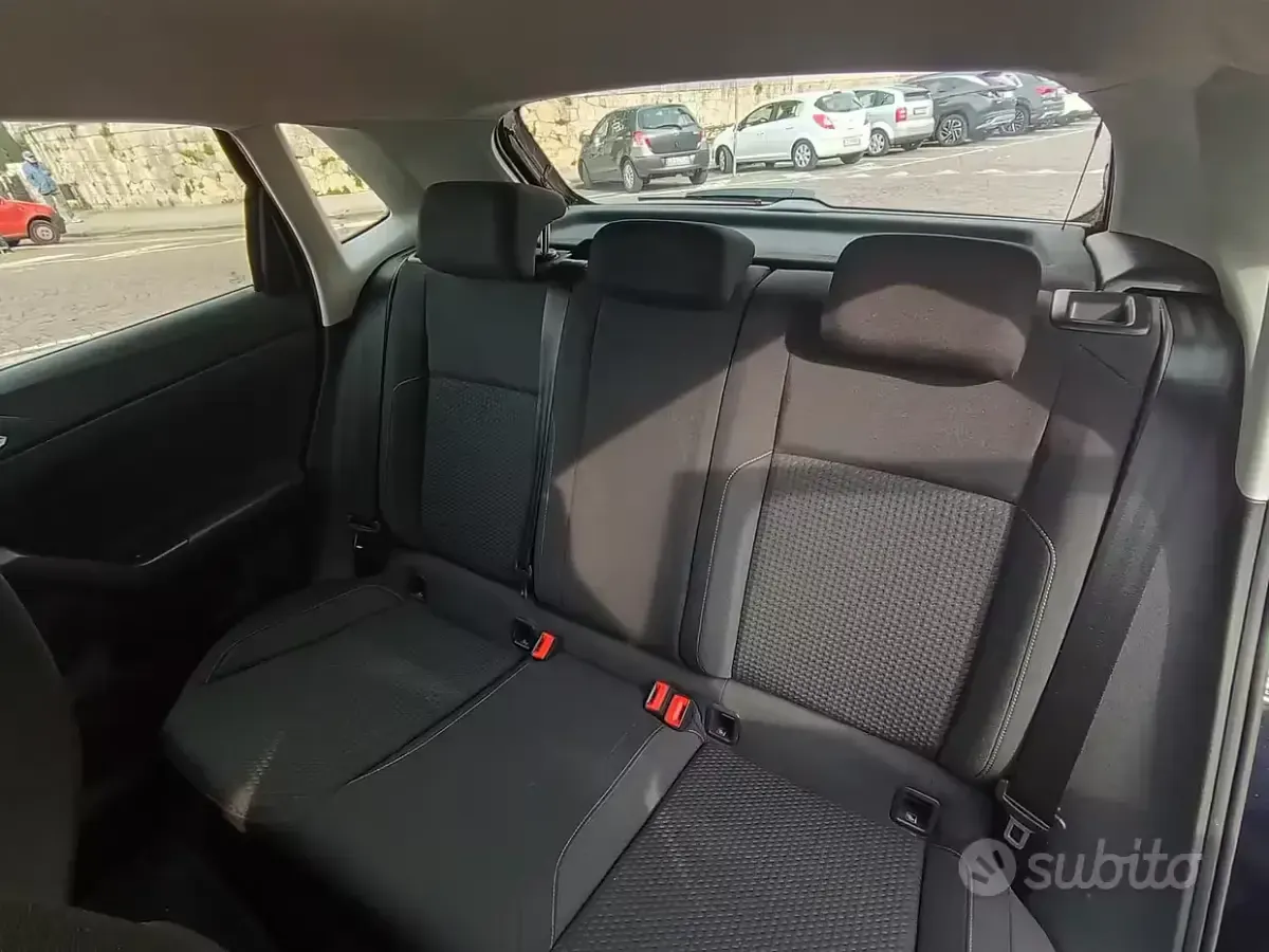 Usata VW Polo 95 CV (69 kW) 2018 Nero Utilitaria