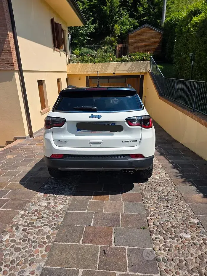Usata Jeep Compass 140 CV (102 kW) 2018 Bianco SUV
