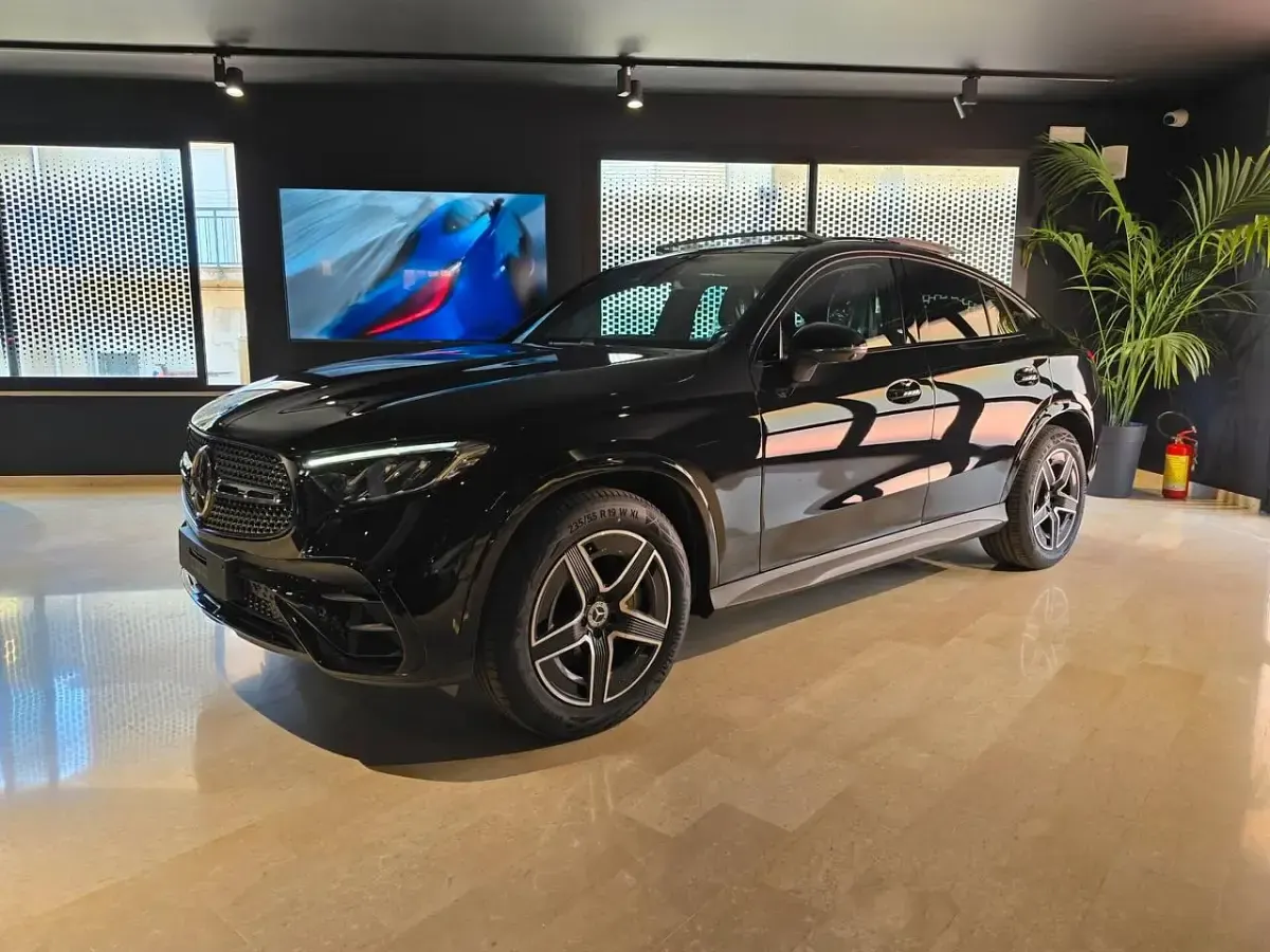Usata Mercedes GLC220 AMG Line Premium 197 CV (144 kW) 2025 Nero SUV