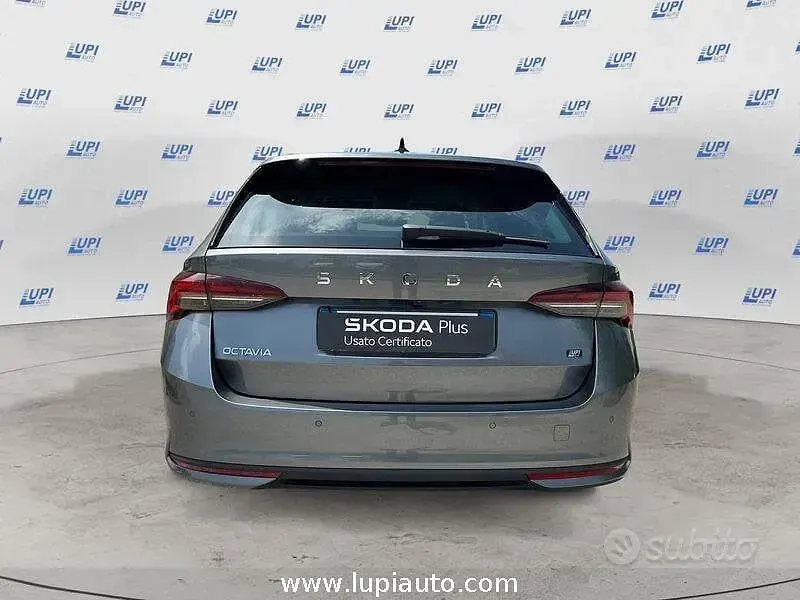Nuova Skoda Octavia Style 150 CV (110 kW) 2025 Grigio Station wagon