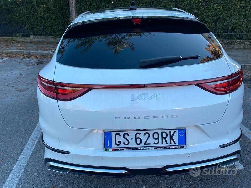 Usata Kia ProCeed GT-Line 2024 Station wagon