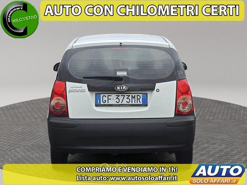 Usata Kia Picanto 60 CV (44 kW) 2010 Bianco Utilitaria
