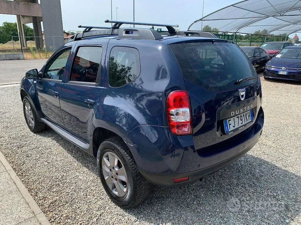 Usata Dacia Duster Lauréate 116 CV (85 kW) 2017 Bluazzurro SUV