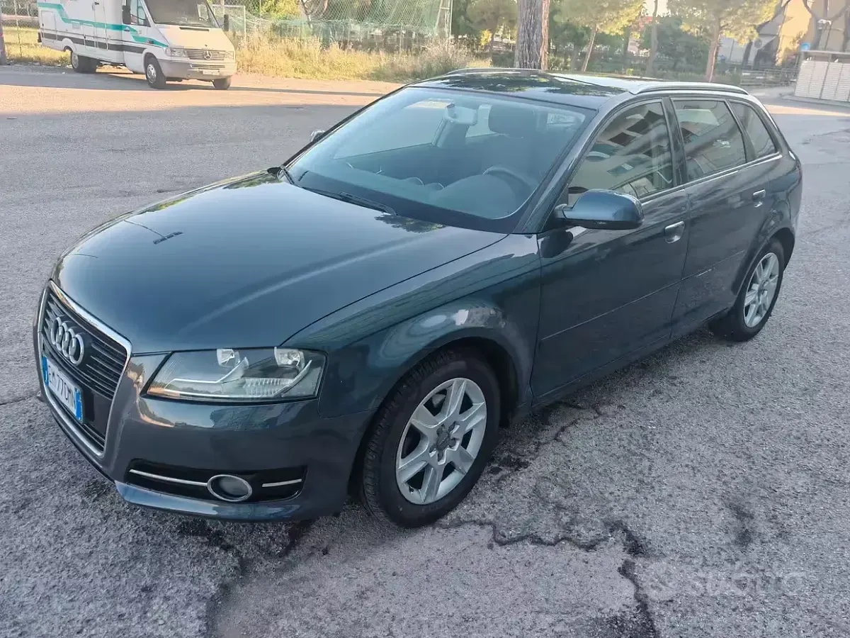 Usata Audi A3 90 CV (66 kW) 2012 Grigio Utilitaria