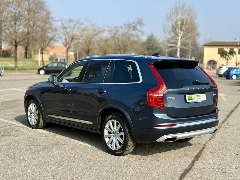 Usata Volvo XC90 Inscription 235 CV (172 kW) 2021 Blu SUV
