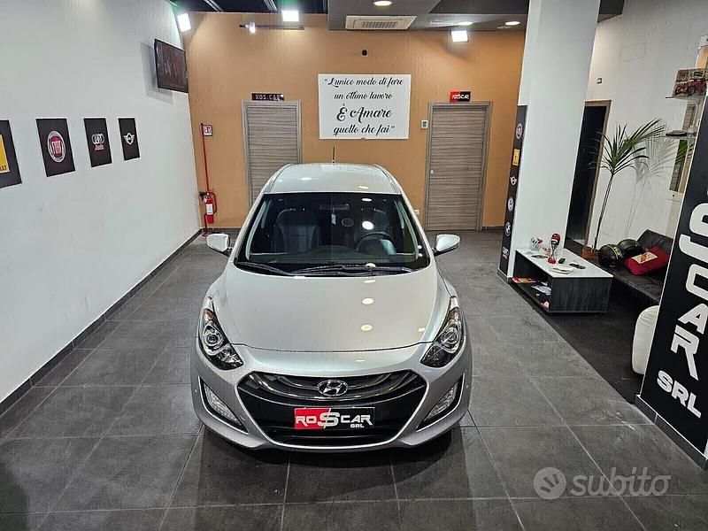 Usata Hyundai i30 Style 128 CV (94 kW) 2012 Grigio Station wagon