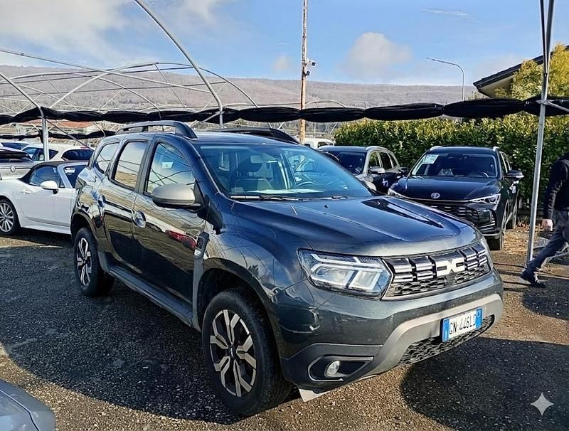 Usata Dacia Duster Journey 101 CV (74 kW) 2023 Grigio scuro SUV