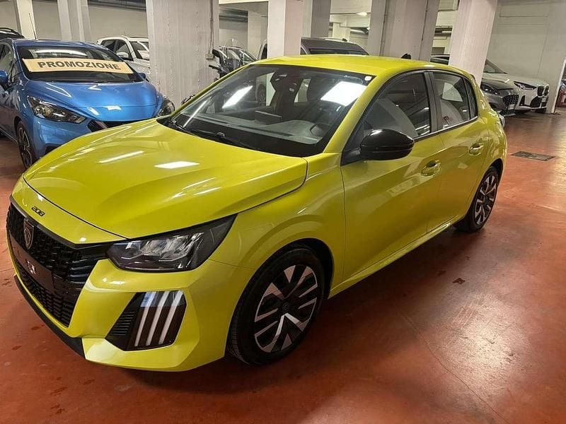 Usata Peugeot 208 Active 101 CV (74 kW) 2024 Giallo Utilitaria
