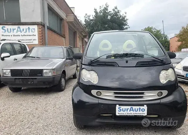 Usata Smart ForTwo Cabrio Pulse 61 CV (44 kW) 2002 Nero Cabrio