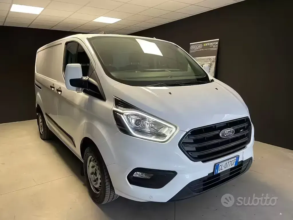 Usata Ford Transit Custom Trend 131 CV (96 kW) 2022 Berlina