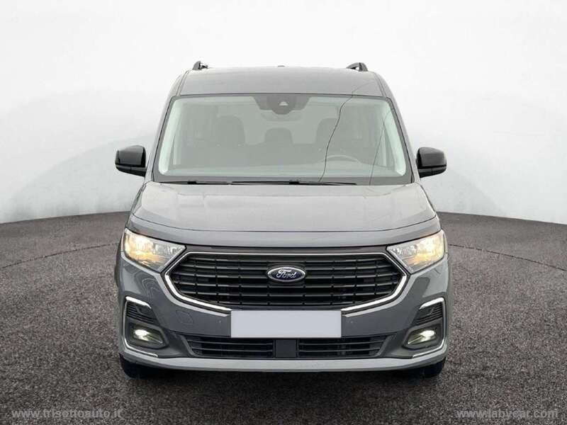 Usata Ford Tourneo Connect Titanium 114 CV (83 kW) 2023 Grigio Monovolume