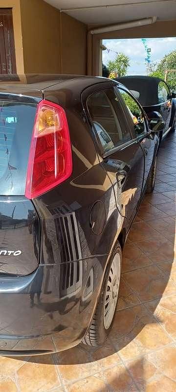 Usata Fiat Grande Punto 90 CV (66 kW) 2007 Nero Utilitaria