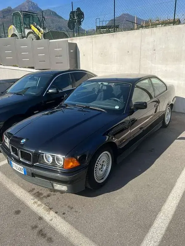 Usata BMW 320 150 CV (110 kW) 1994 Coupé