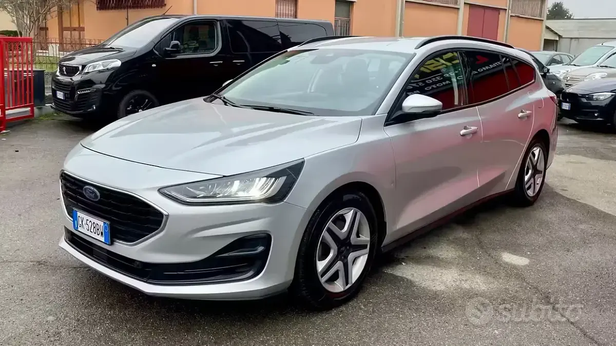 Usata Ford Focus Business Edition 120 CV (88 kW) 2022 Grigio Station wagon