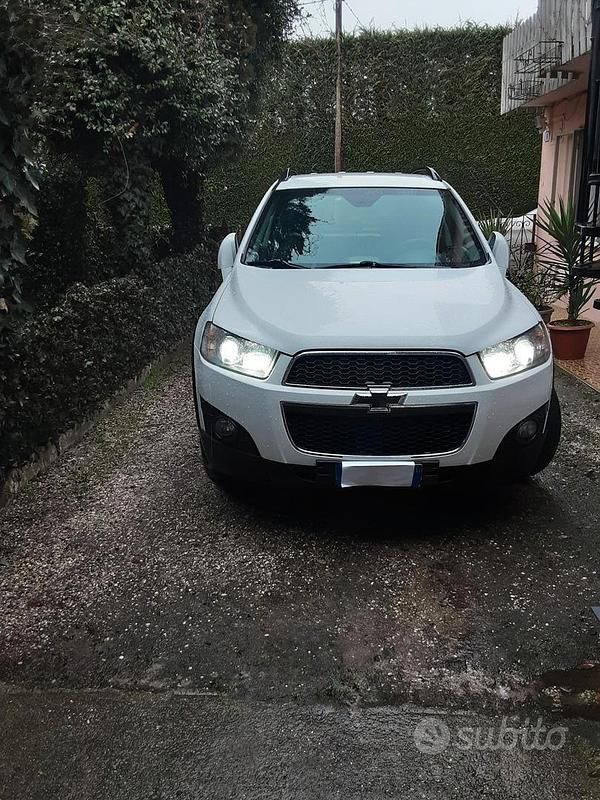 Usata Chevrolet Captiva 163 CV (119 kW) 2012 Bianco SUV