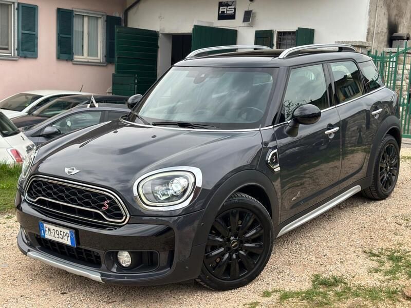 Usata Mini Countryman 190 CV (139 kW) 2018 Grigio SUV