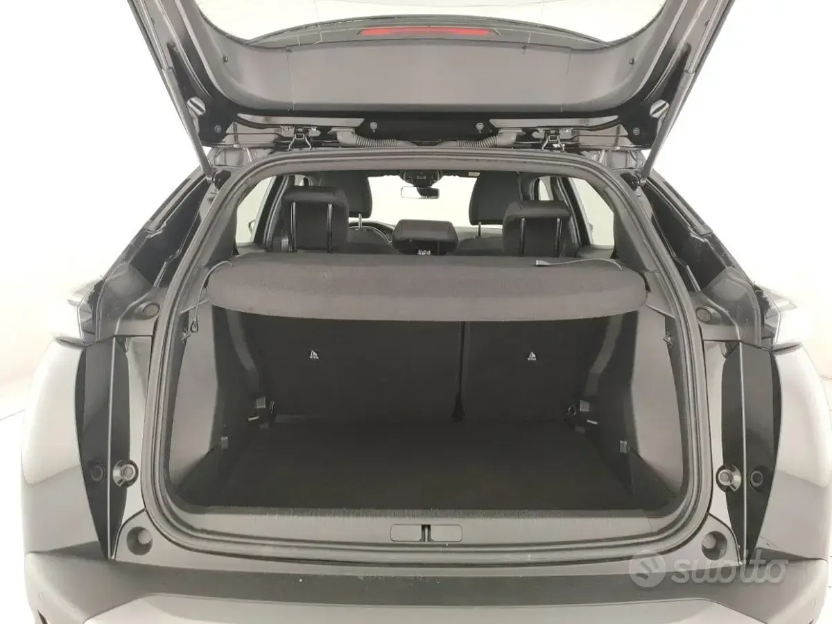 Usata Peugeot 2008 Style 136 CV (100 kW) 2025 Nero perla SUV