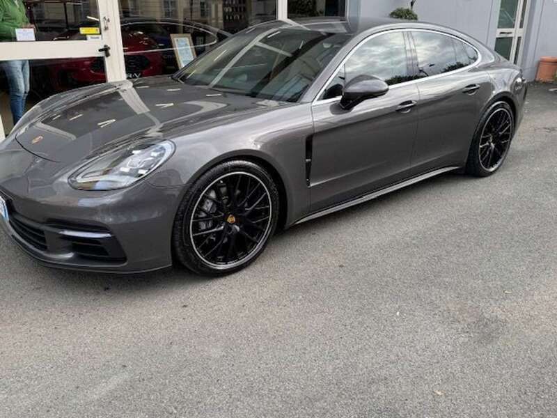 Usata Porsche Panamera 330 CV (242 kW) 2018 Grigio Berlina