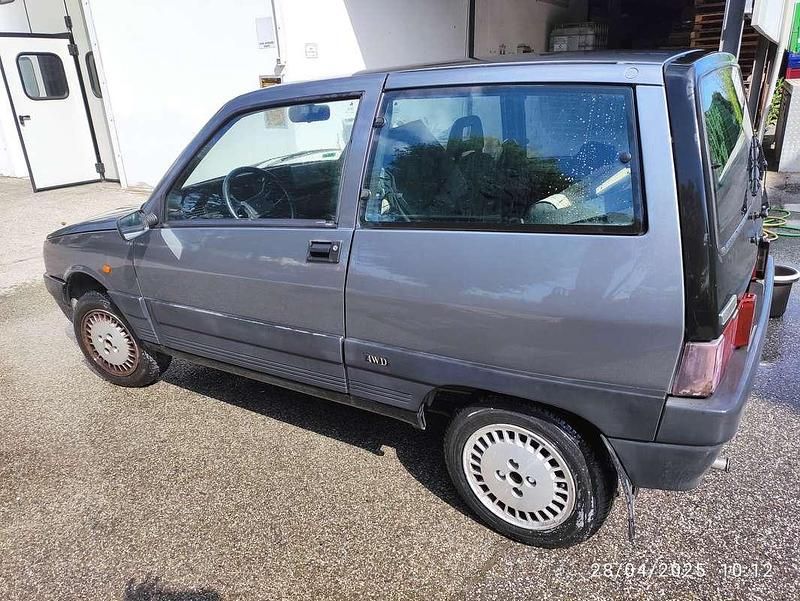 Usata Autobianchi Y10 56 CV (41 kW) 1992 Grigio Utilitaria