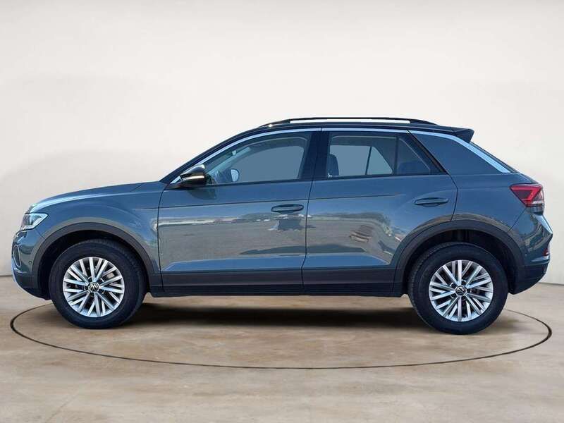 Usata VW T-Roc Life 116 CV (85 kW) 2024 Blu SUV