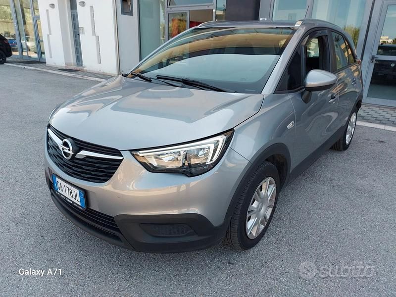 Grigio Usata 2020 Opel Crossland Enjoy SUV | 12.000 € (Buon prezzo) - Immagine 1/4