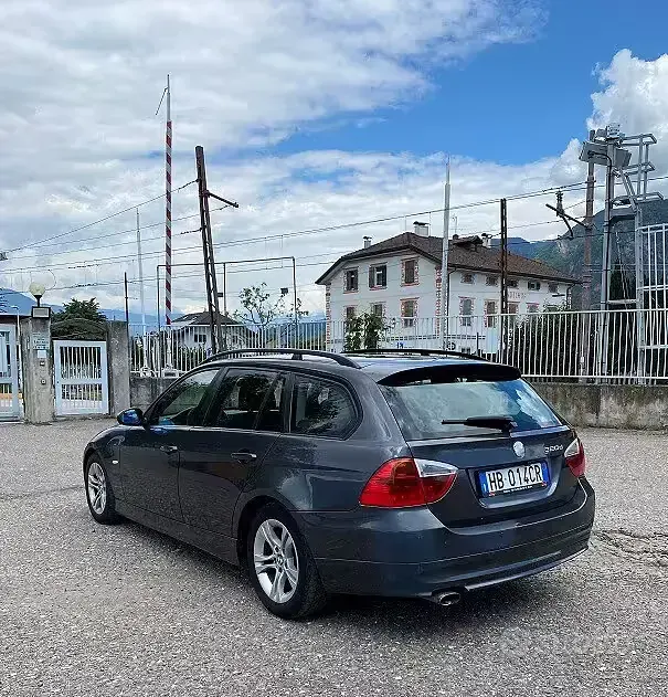 Usata BMW 320 M Sport 177 CV (130 kW) 2007 Nero Station wagon