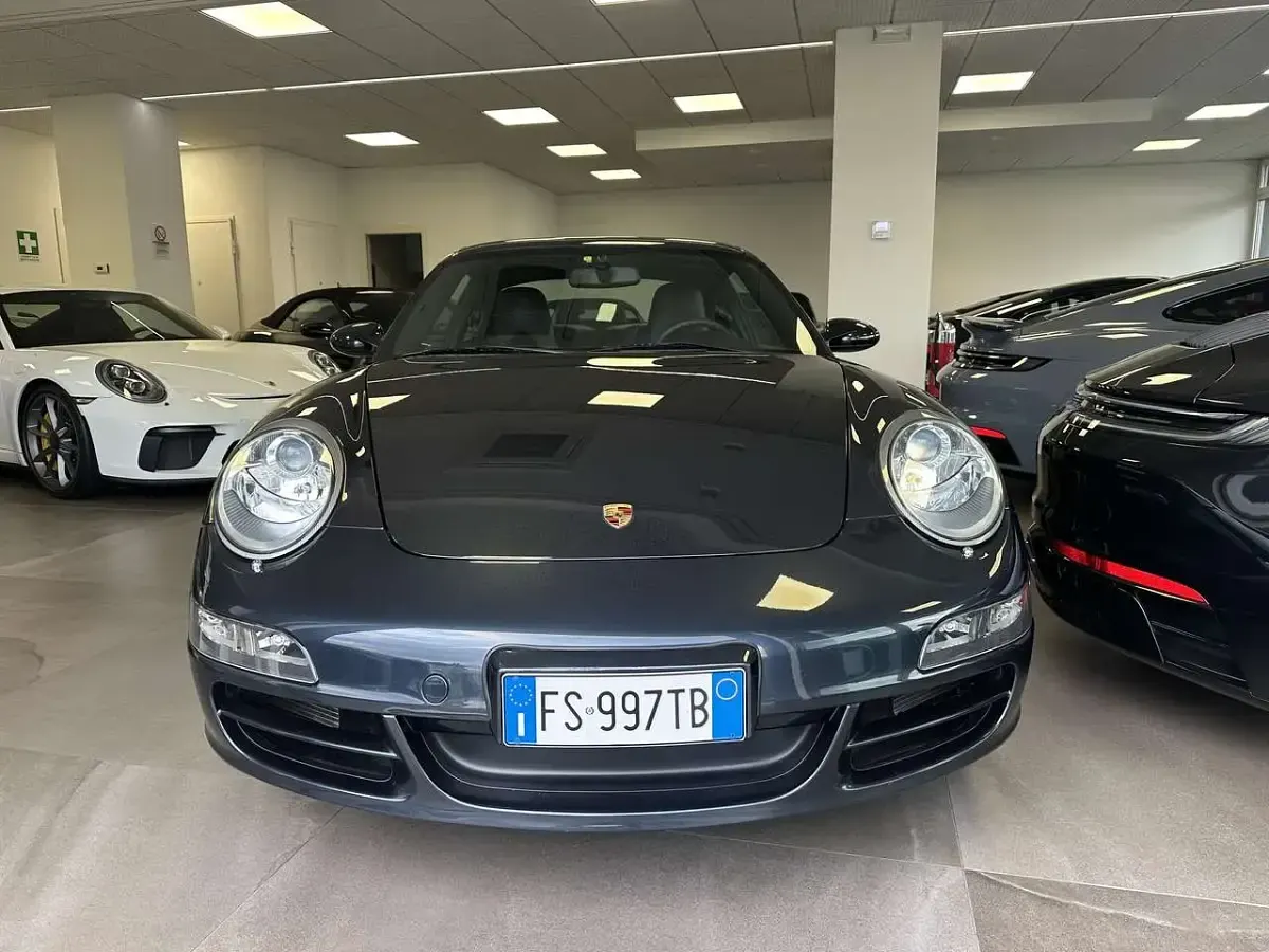 Usata Porsche 911 Carrera 4S 355 CV (261 kW) 2008 Grigio atlas met. Coupé