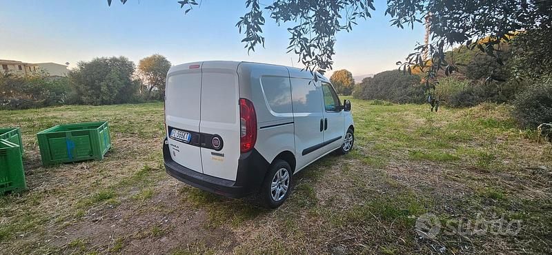 Usata Fiat Doblò 95 CV (69 kW) 2017 Bianco Monovolume