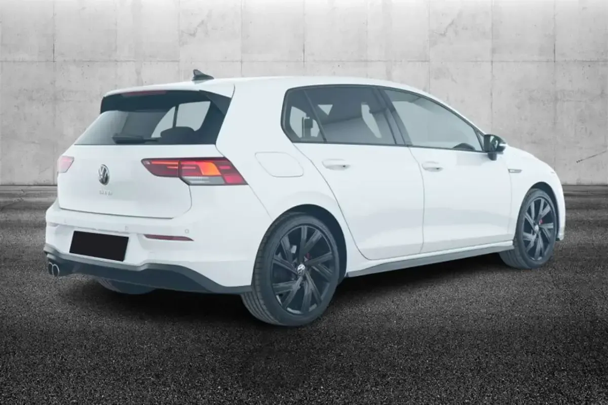 Usata VW Golf GTD 200 CV (147 kW) 2022 Bianco Monovolume
