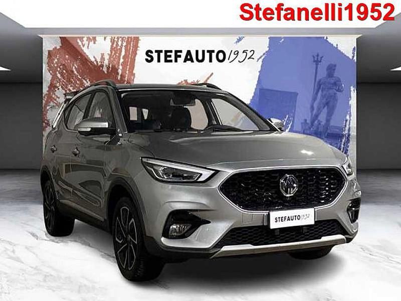Usata MG ZS Luxury 106 CV (77 kW) 2023 Argento SUV