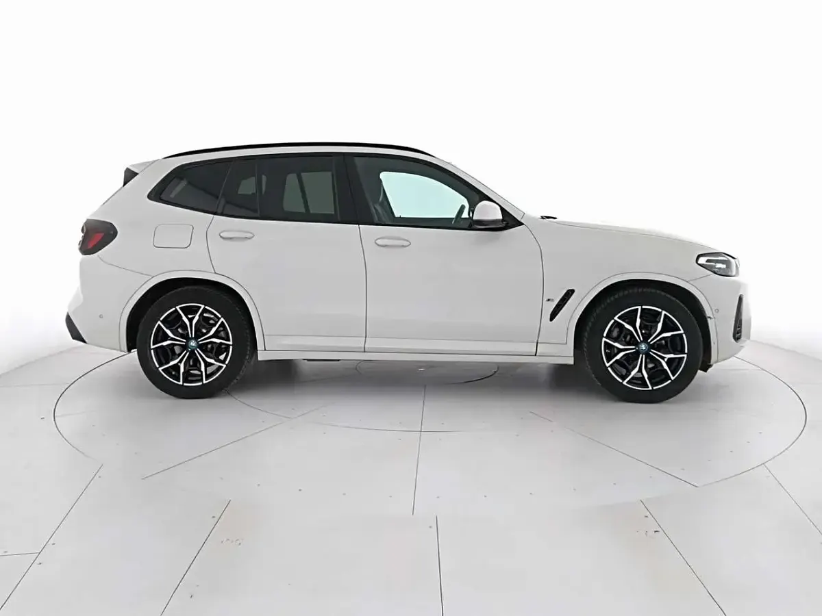 Usata BMW X3 M Sport 184 CV (135 kW) 2023 Alpin white SUV