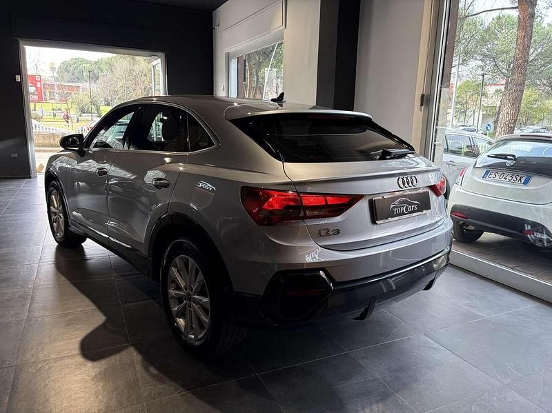 Usata Audi Q3 Sportback Business Plus 150 CV (110 kW) 2021 Argento SUV